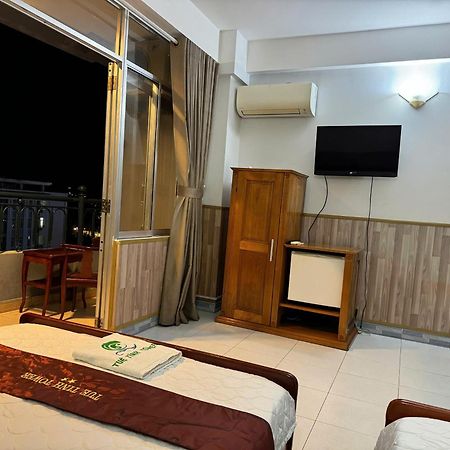 Hotel Tue Tinh à Nha Trang Extérieur photo
