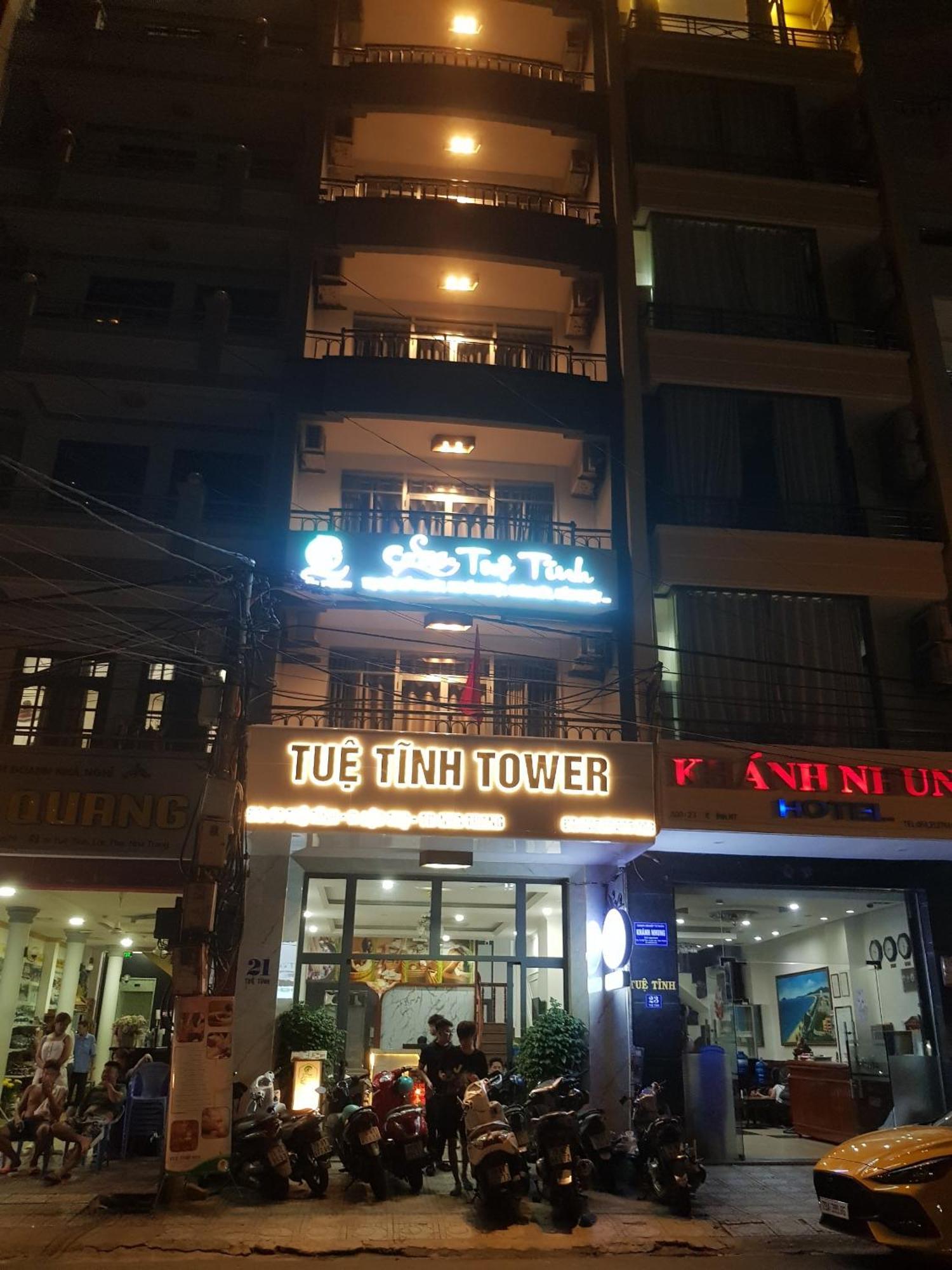 Hotel Tue Tinh à Nha Trang Extérieur photo