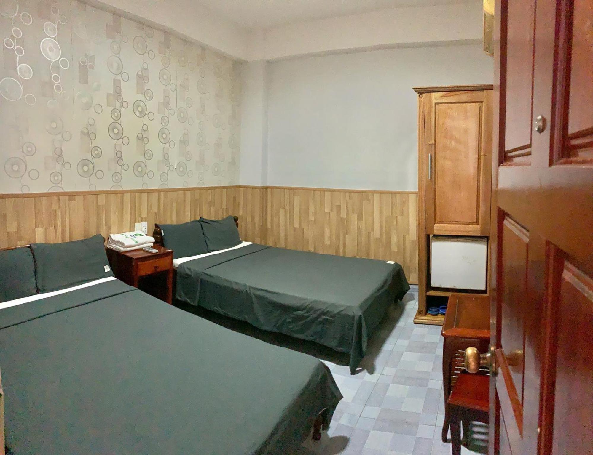Hotel Tue Tinh à Nha Trang Extérieur photo