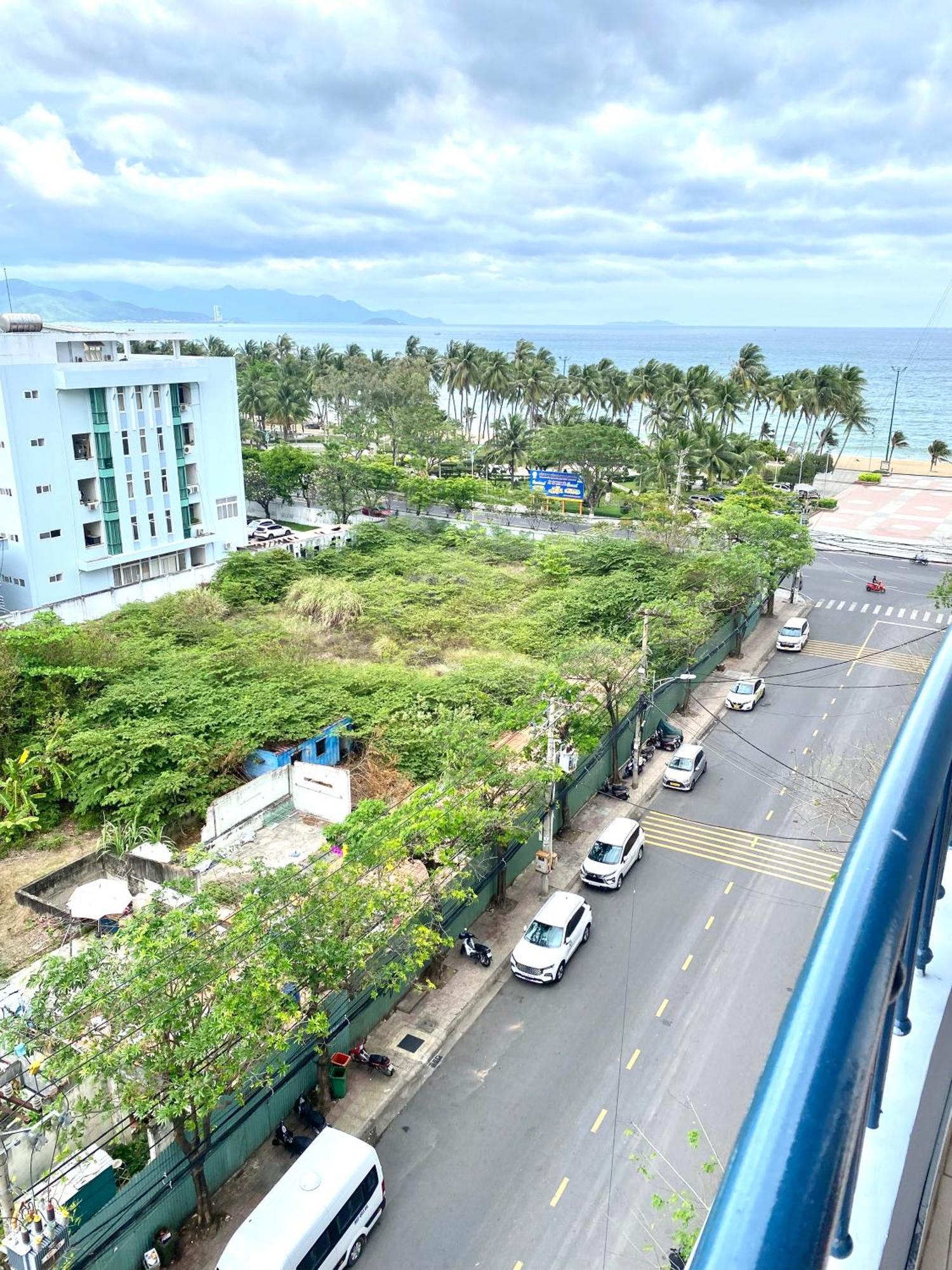 Hotel Tue Tinh à Nha Trang Extérieur photo