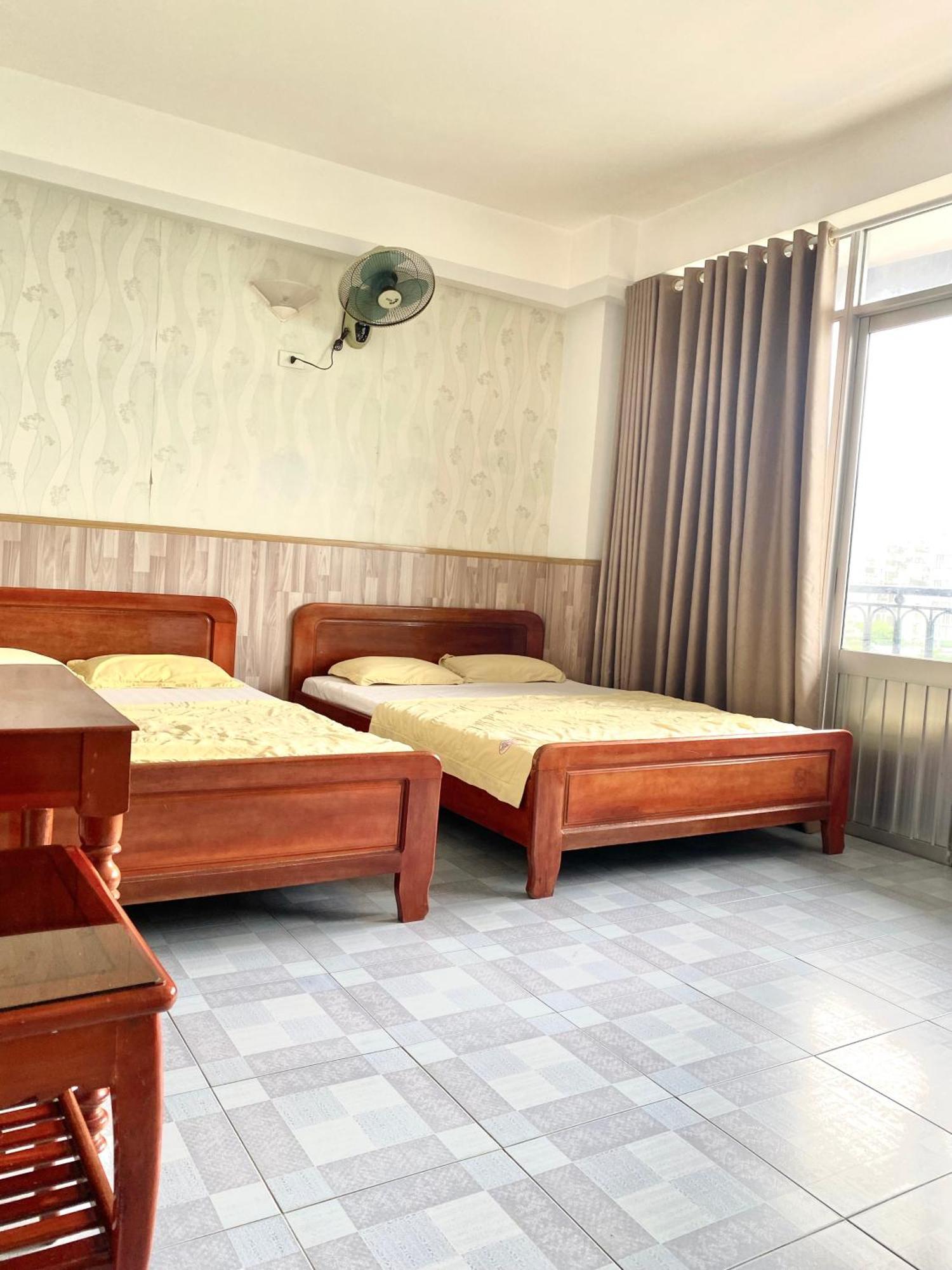 Hotel Tue Tinh à Nha Trang Extérieur photo