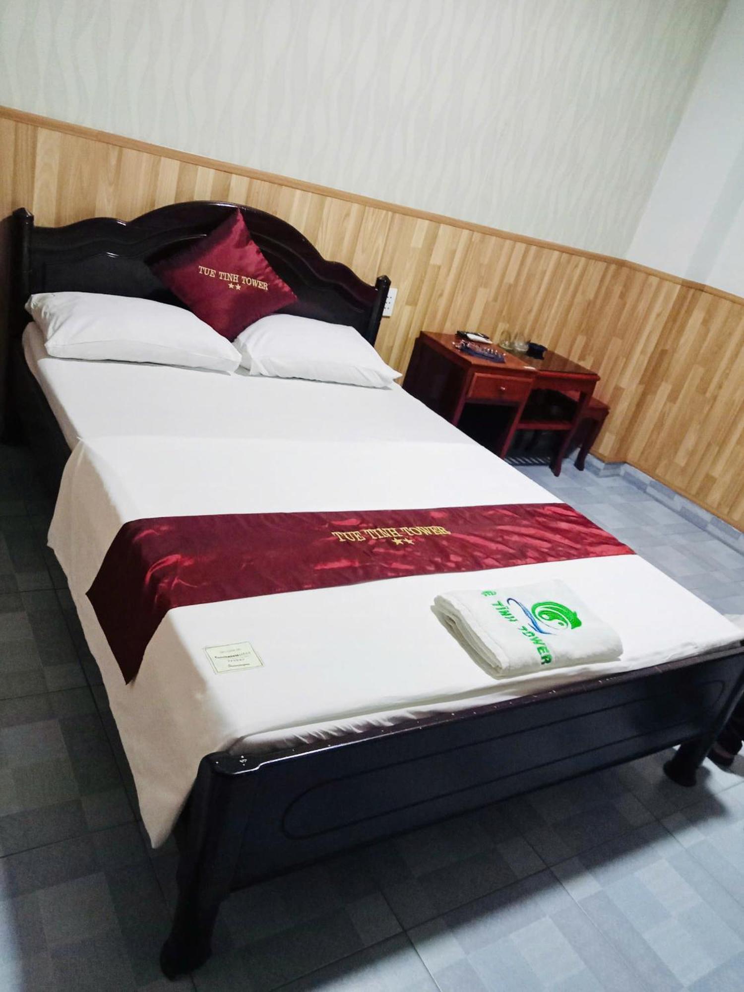Hotel Tue Tinh à Nha Trang Extérieur photo