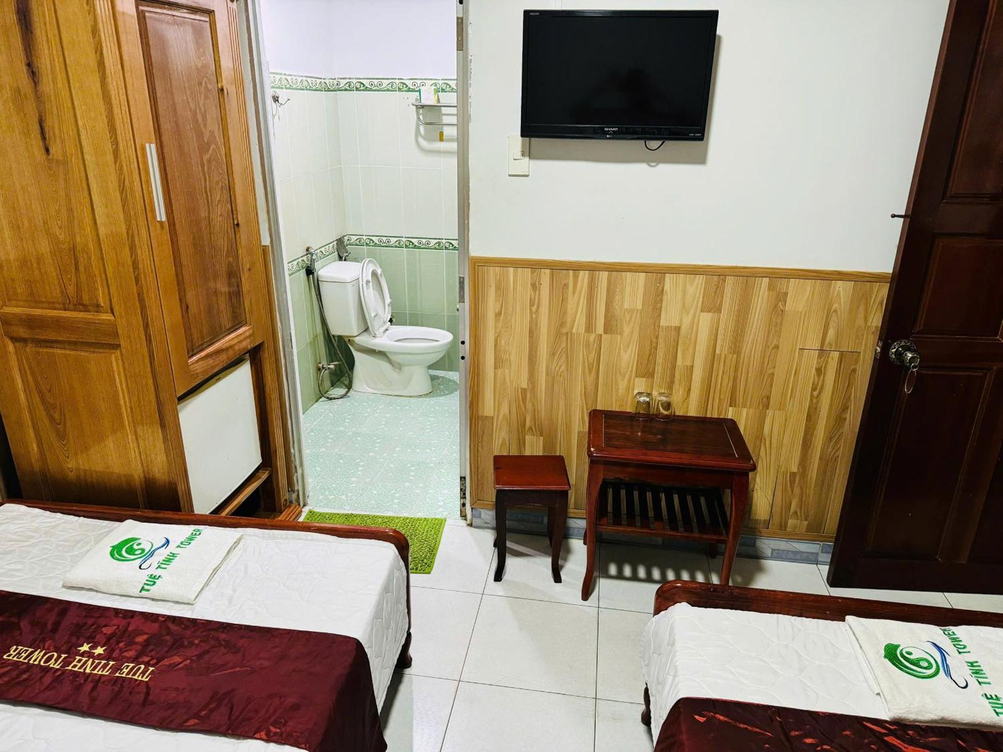 Hotel Tue Tinh à Nha Trang Extérieur photo